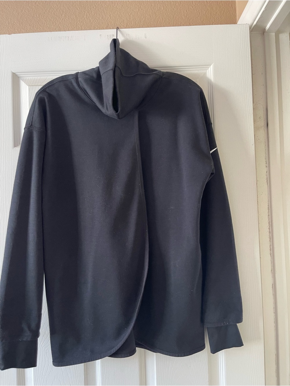 Nike Black Women's maternity sweatshirt